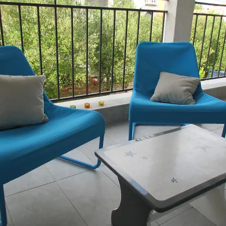 Sunny Star Apartment *